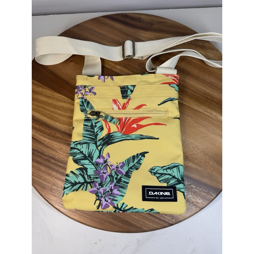 Dakine Jive‎ Crossbody Bag Rip Stop Fabric Yellow Floral Adjustable Strap